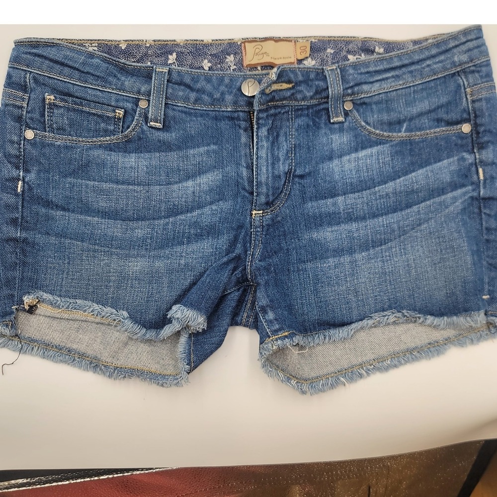 Paige Premium Denim Blue Cut Off Shorts Raw Hem Floral Waistband Size 30